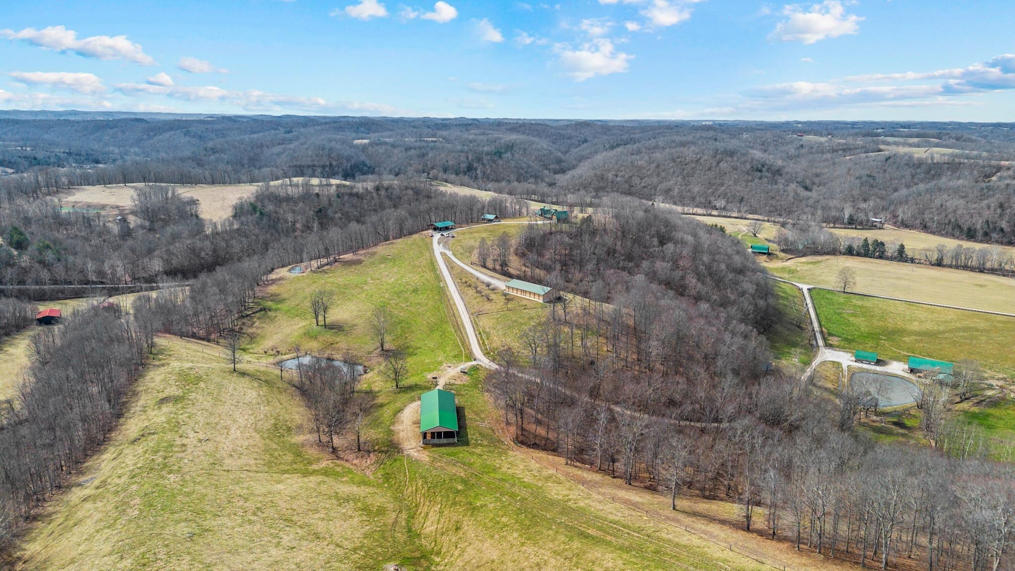 Grayson, Kentucky, 41143, United States, 5 Bedrooms Bedrooms, ,4 BathroomsBathrooms,Residential,Active,1770001