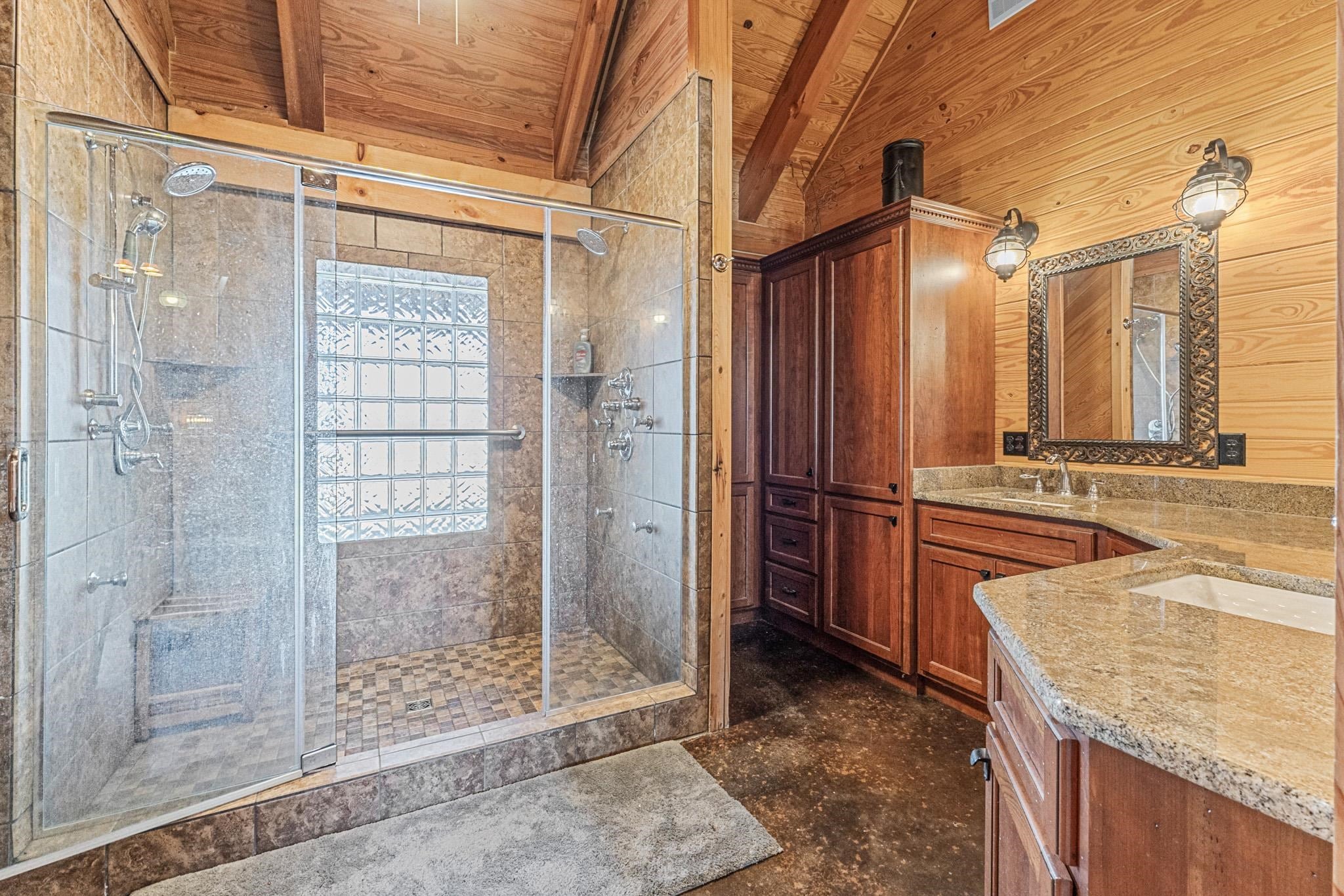 Grayson, Kentucky, 41143, United States, 5 Bedrooms Bedrooms, ,4 BathroomsBathrooms,Residential,Active,1770001