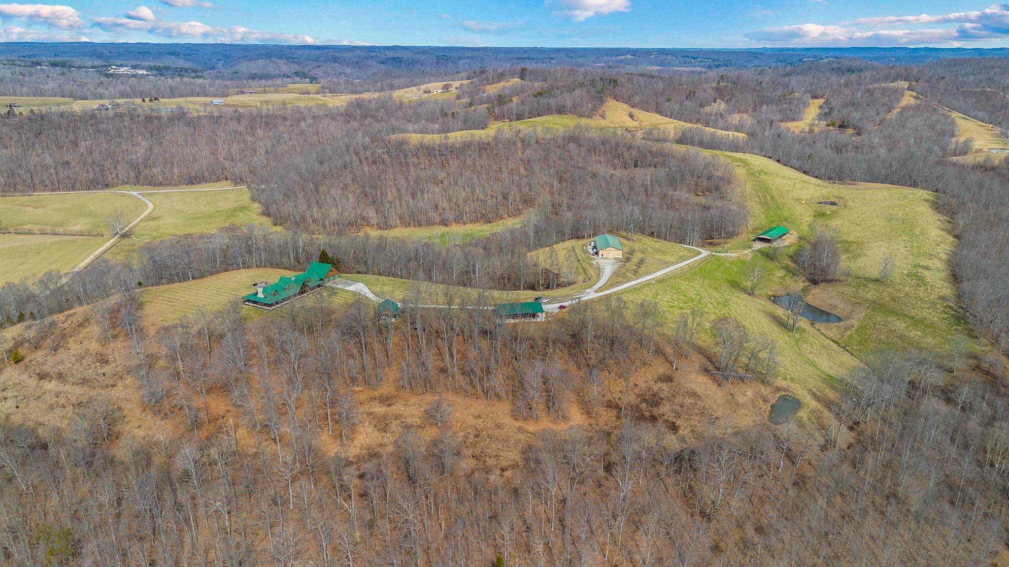 Grayson, Kentucky, 41143, United States, 5 Bedrooms Bedrooms, ,4 BathroomsBathrooms,Residential,Active,1770001