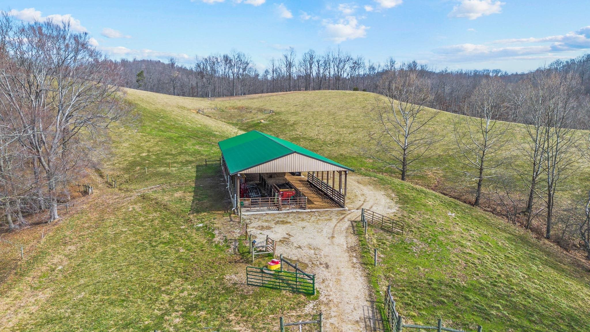 Grayson, Kentucky, 41143, United States, 5 Bedrooms Bedrooms, ,4 BathroomsBathrooms,Residential,Active,1770001