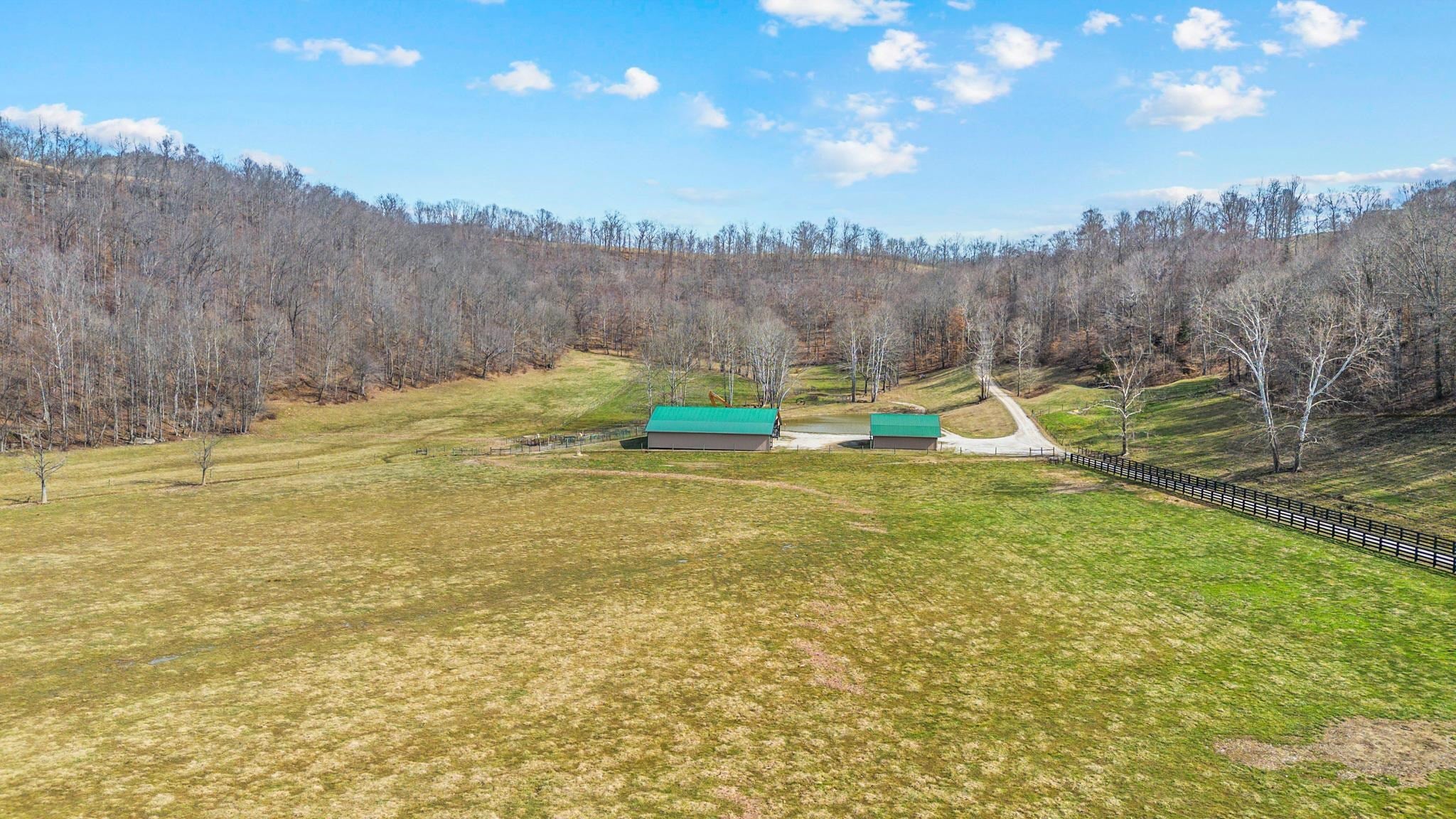 Grayson, Kentucky, 41143, United States, 5 Bedrooms Bedrooms, ,4 BathroomsBathrooms,Residential,Active,1770001