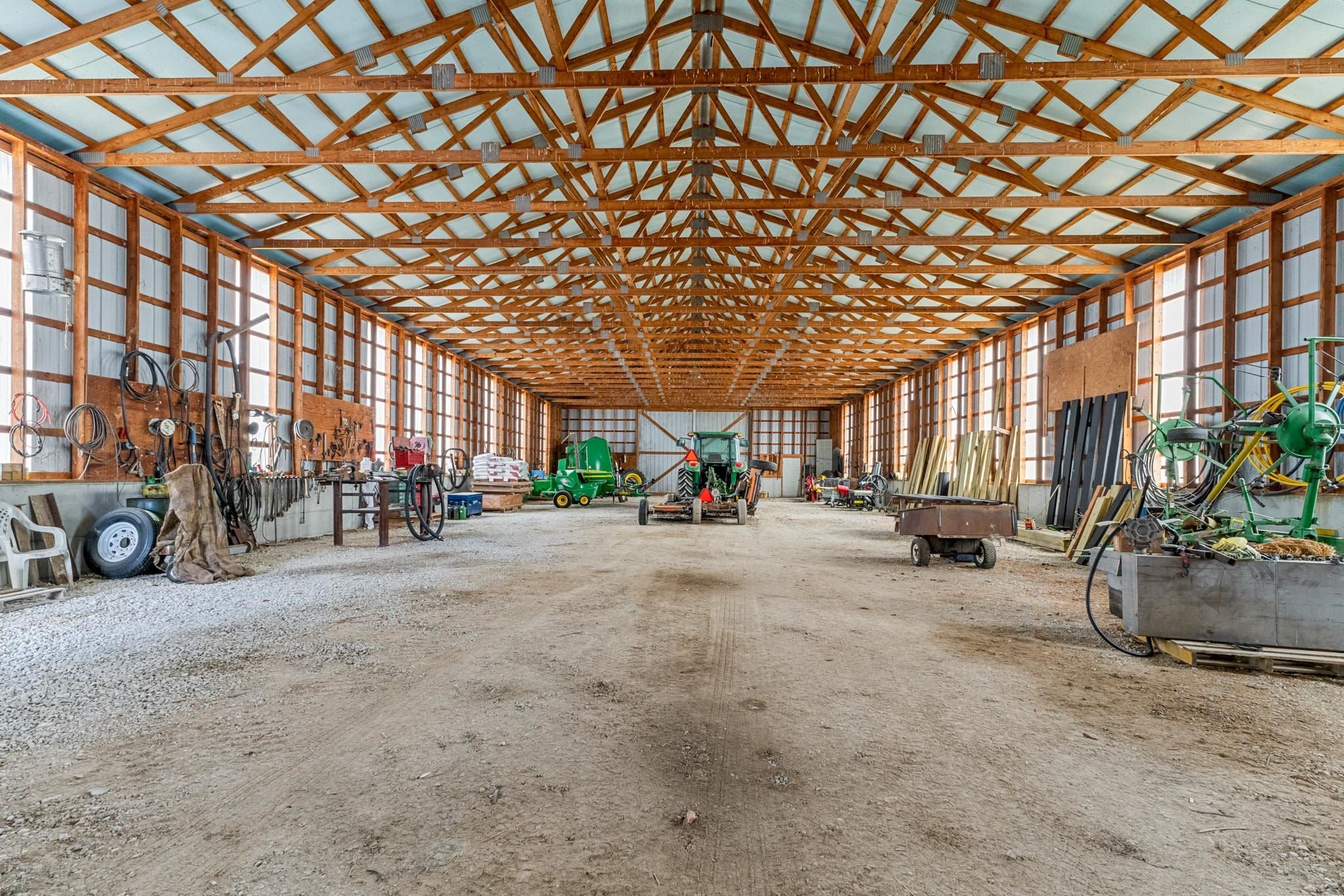 Grayson, Kentucky, 41143, United States, 5 Bedrooms Bedrooms, ,4 BathroomsBathrooms,Residential,Active,1770001