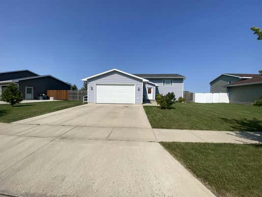 1711 CENTRAL LOOP, ABERDEEN, SD 57401, photo 3 of 39