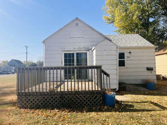 928 S 9TH ST, ABERDEEN, SD 57401 - Image 1