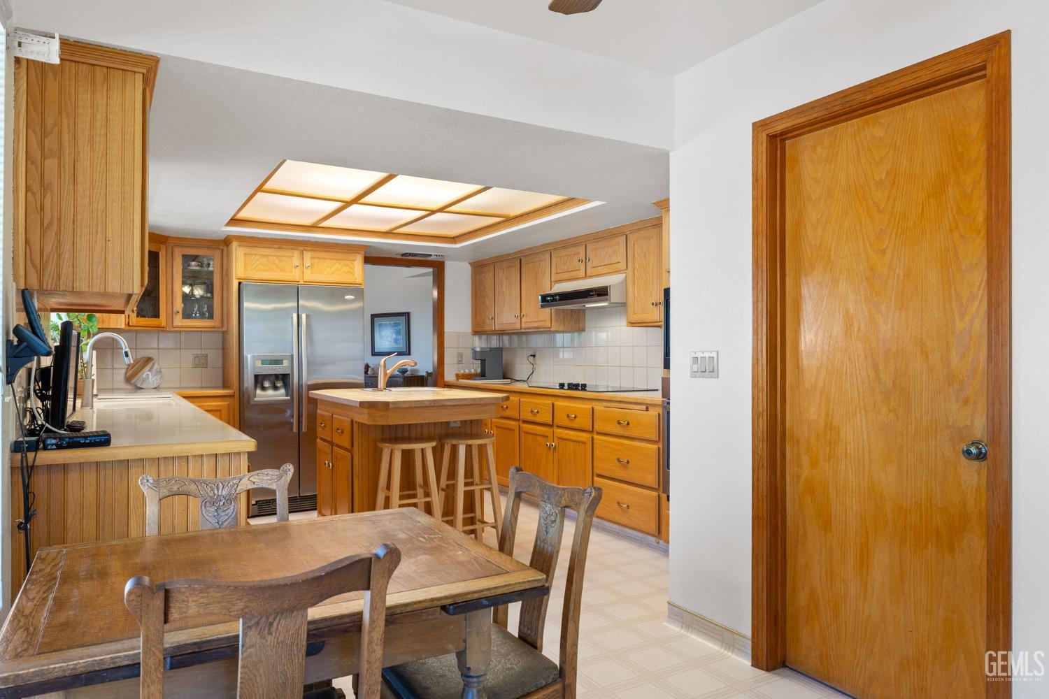 Bakersfield, California, 93308, United States, ,2 BathroomsBathrooms,Residential,Active,1839407