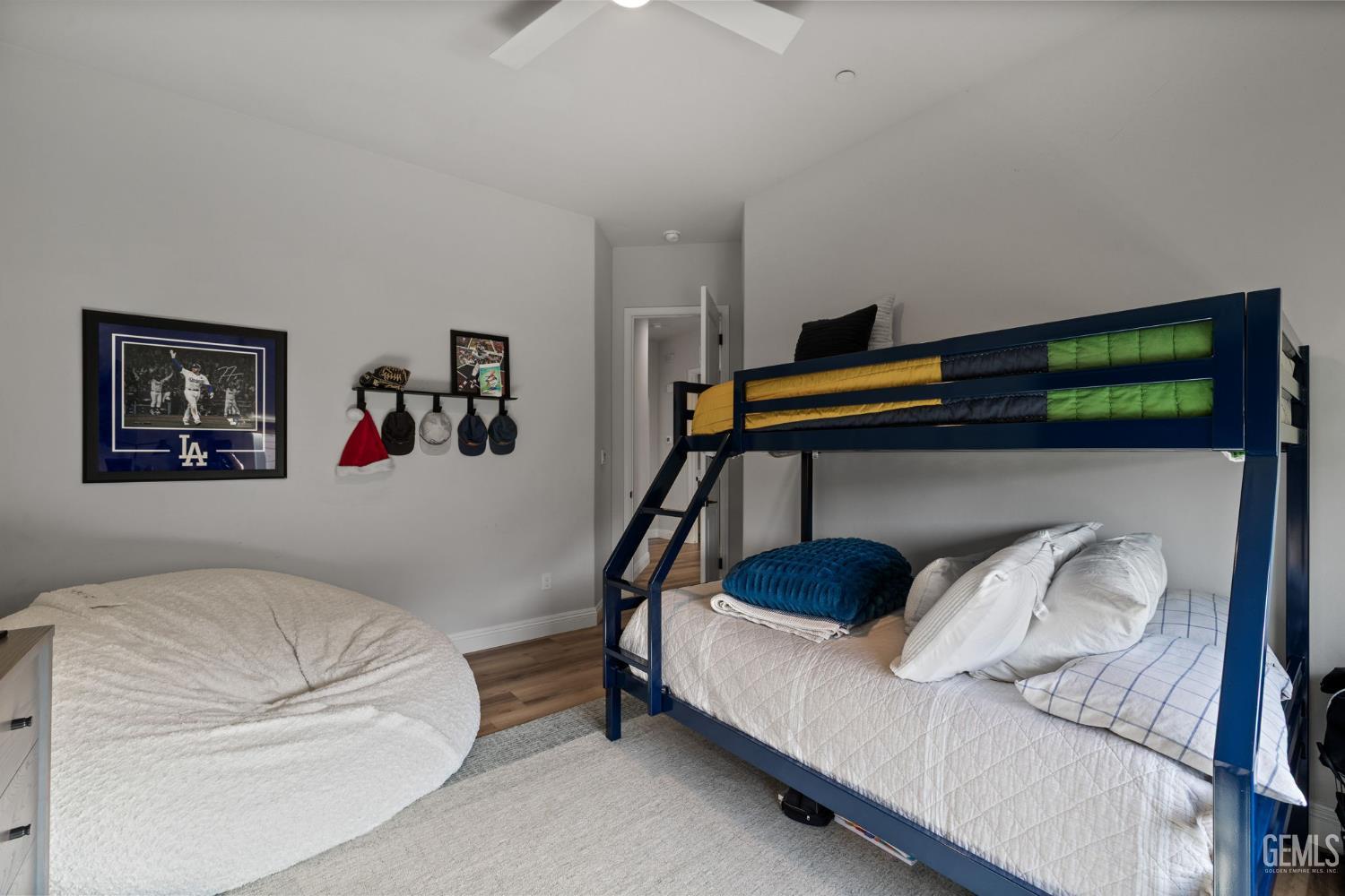 Bakersfield, California, 93314, United States, 5 Bedrooms Bedrooms, ,3 BathroomsBathrooms,Residential,Active,2019126