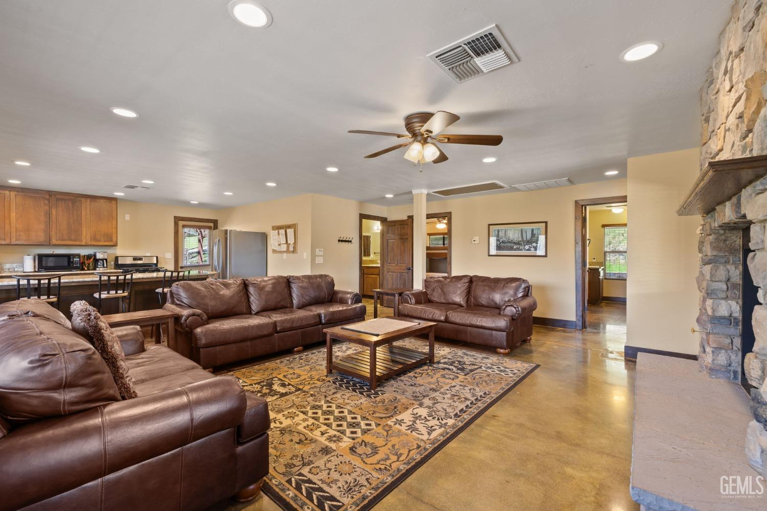 Bakersfield, California, 93308, United States, 5 Bedrooms Bedrooms, ,5 BathroomsBathrooms,Residential,Active,1769600