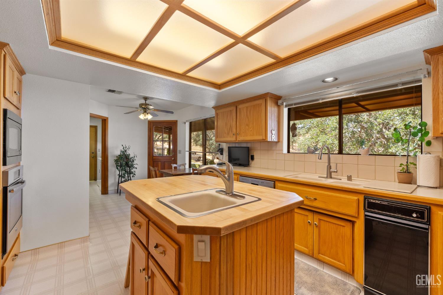 Bakersfield, California, 93308, United States, ,2 BathroomsBathrooms,Residential,Active,1839407