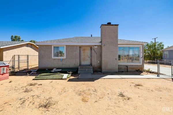 13170 GILBERT ST, NORTH EDWARDS, CA 93523, photo 4 of 42