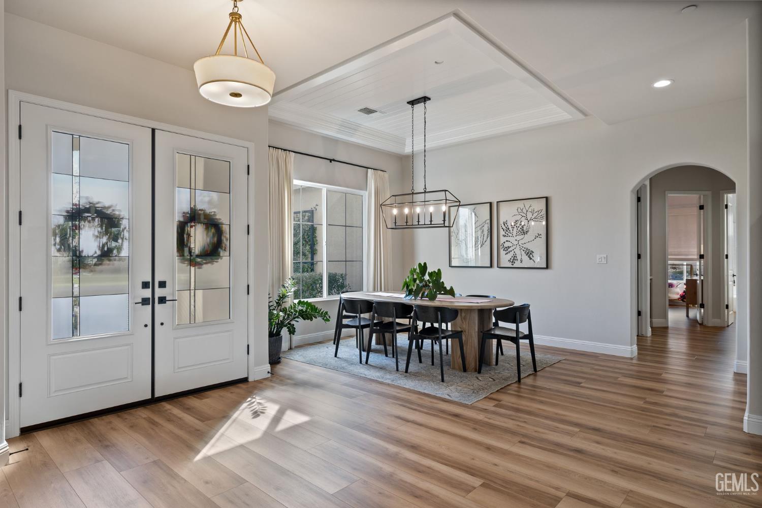 Bakersfield, California, 93314, United States, 5 Bedrooms Bedrooms, ,3 BathroomsBathrooms,Residential,Active,2019126