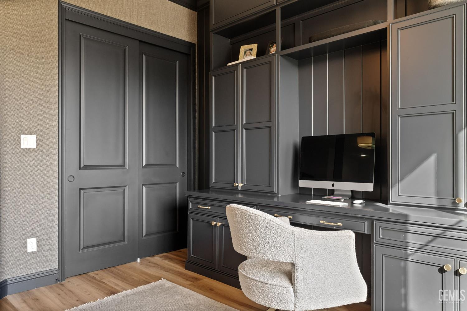 Bakersfield, California, 93314, United States, 5 Bedrooms Bedrooms, ,3 BathroomsBathrooms,Residential,Active,2019126