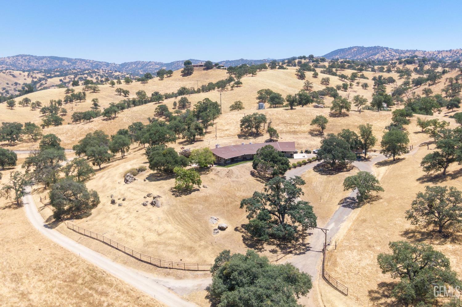 Bakersfield, California, 93308, United States, ,2 BathroomsBathrooms,Residential,Active,1839407