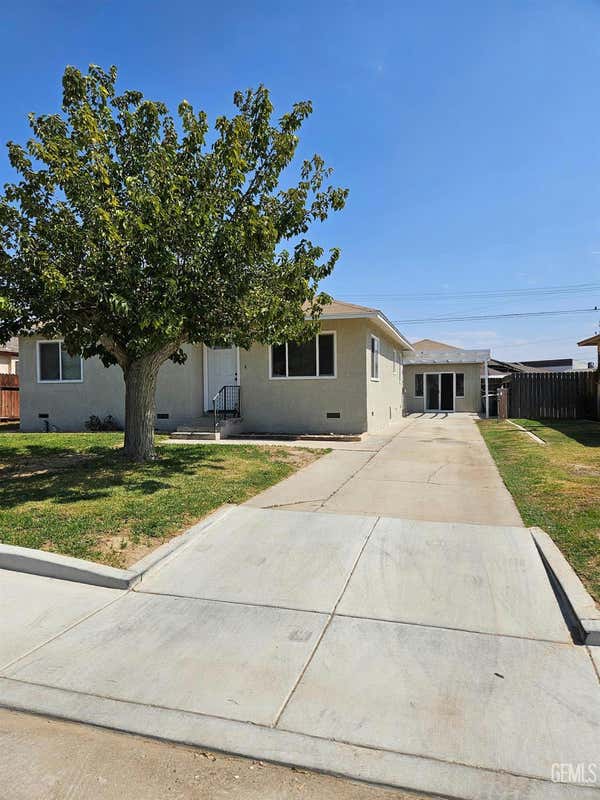 216 U ST, BAKERSFIELD, CA 93304, photo 1 of 21