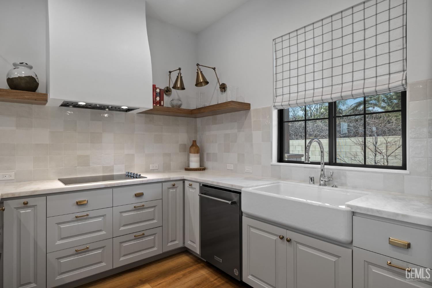 Bakersfield, California, 93314, United States, 5 Bedrooms Bedrooms, ,3 BathroomsBathrooms,Residential,Active,2019126