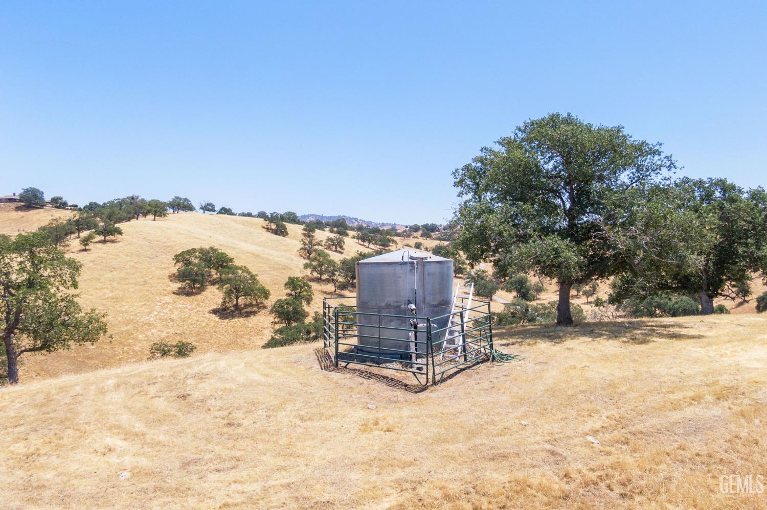 Bakersfield, California, 93308, United States, ,2 BathroomsBathrooms,Residential,Active,1839407