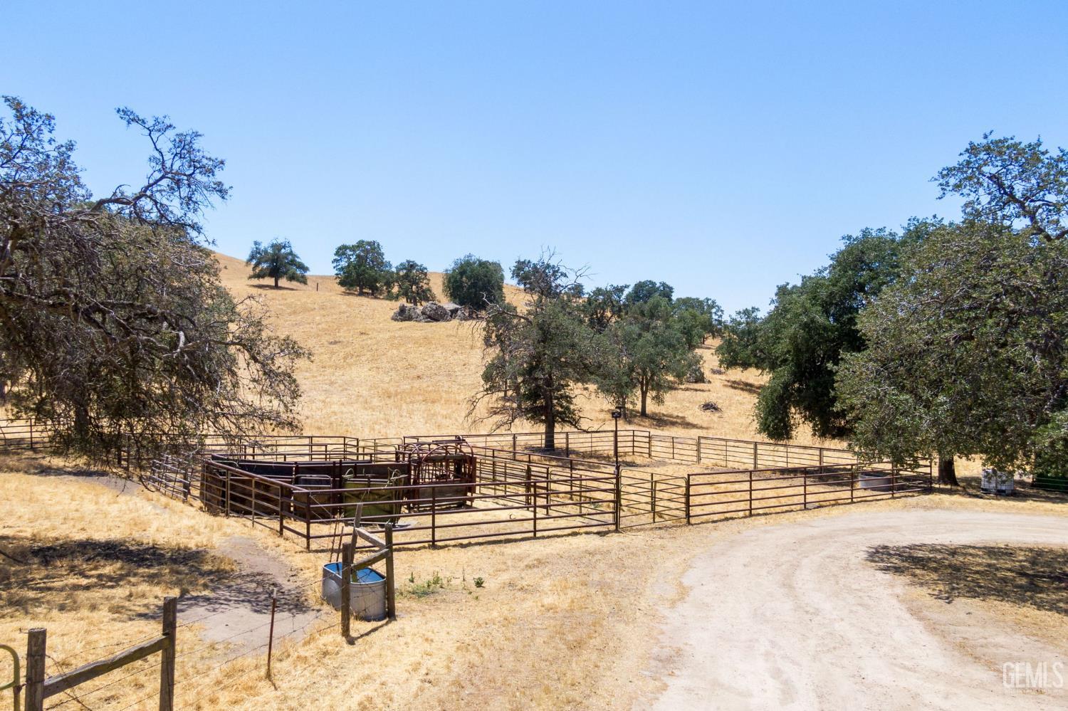 Bakersfield, California, 93308, United States, ,2 BathroomsBathrooms,Residential,Active,1839407