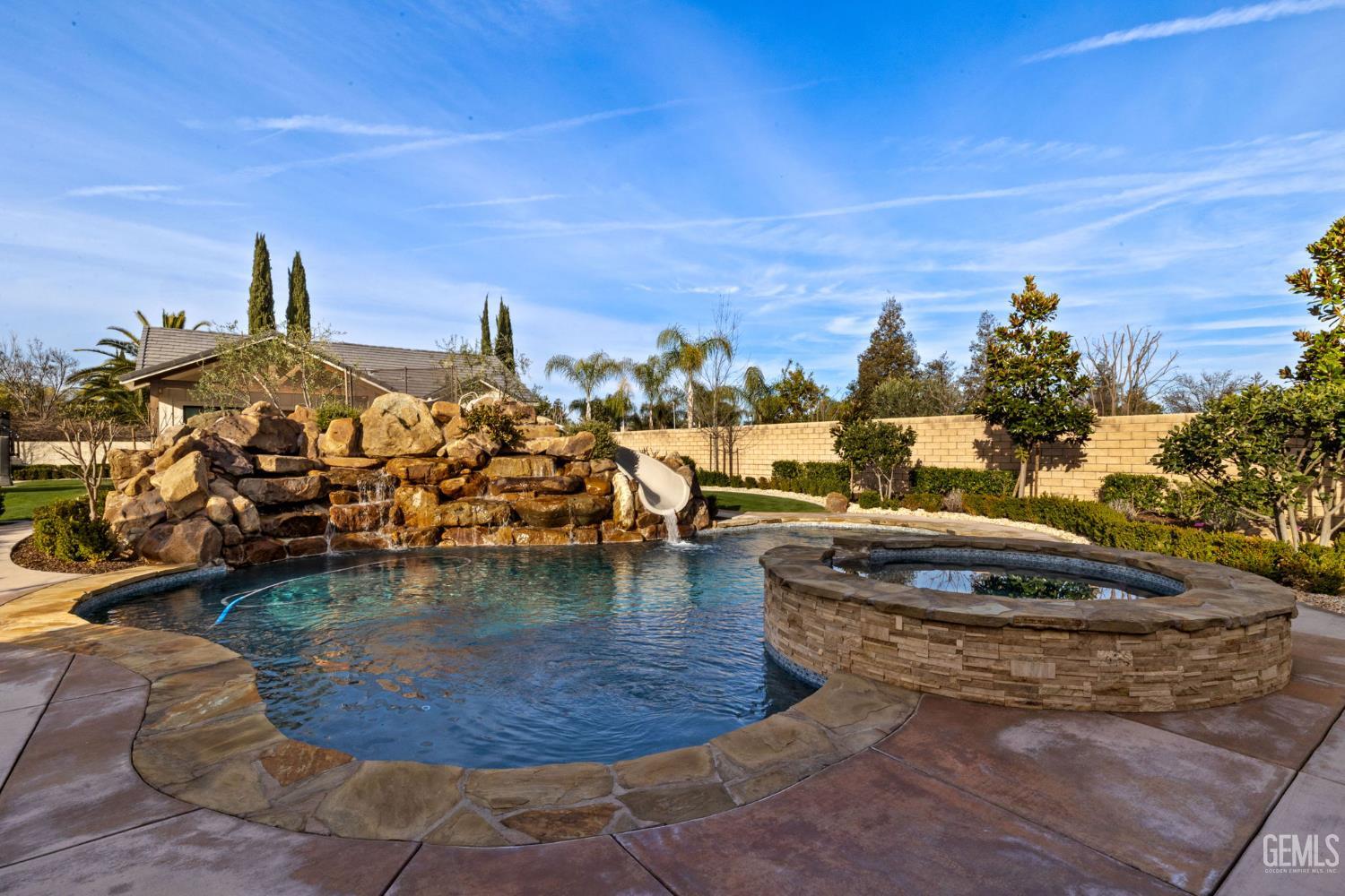 Bakersfield, California, 93314, United States, 5 Bedrooms Bedrooms, ,3 BathroomsBathrooms,Residential,Active,2019126