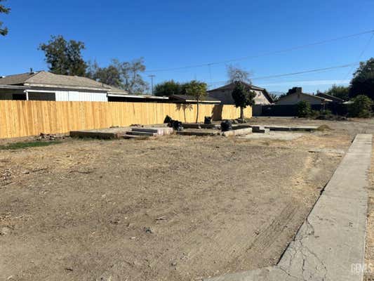 708 SPARLING AVE, BAKERSFIELD, CA 93307, photo 4 of 7