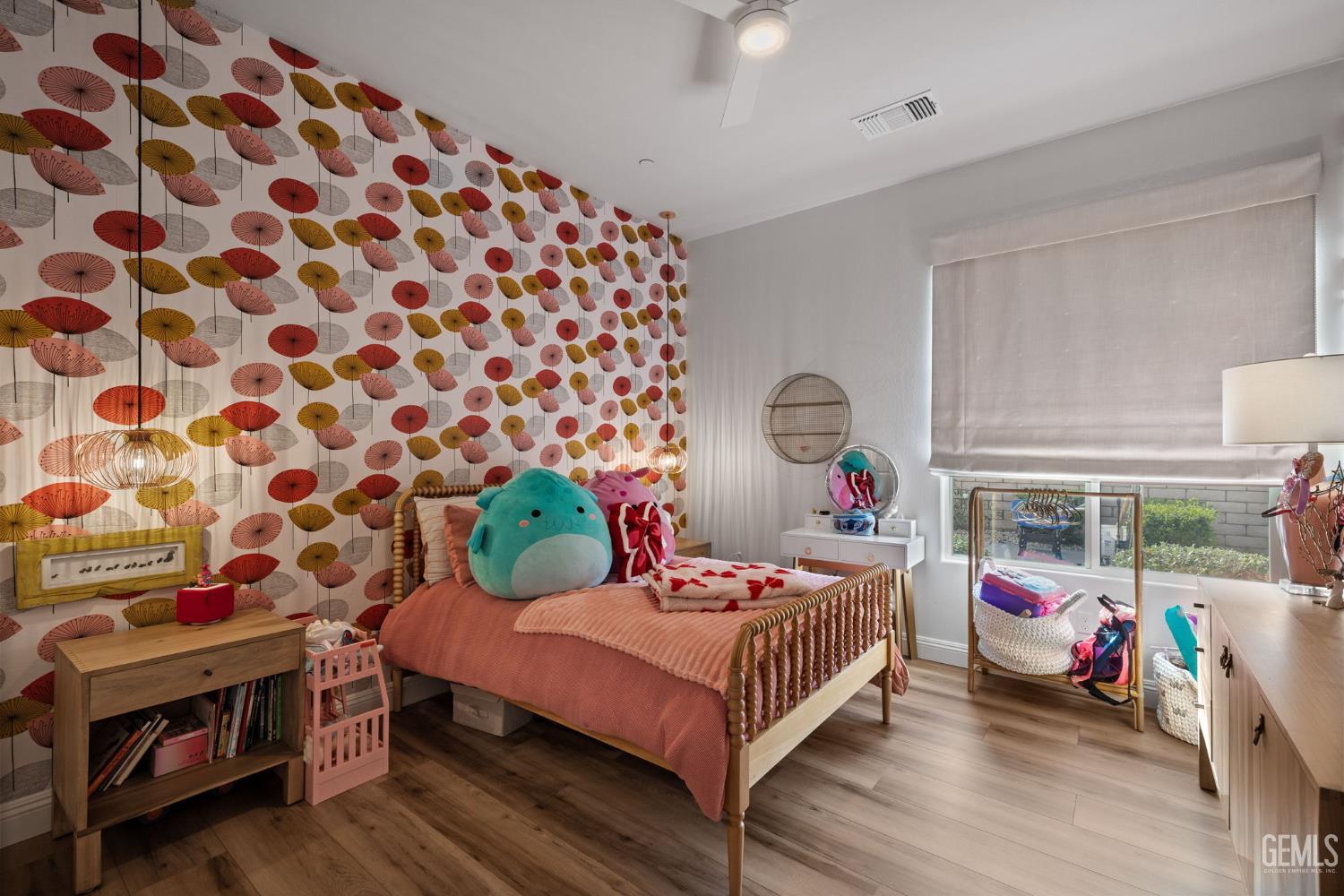 Bakersfield, California, 93314, United States, 5 Bedrooms Bedrooms, ,3 BathroomsBathrooms,Residential,Active,2019126