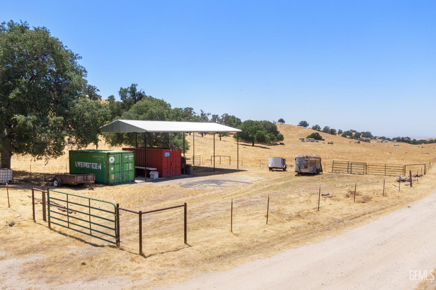 Bakersfield, California, 93308, United States, ,2 BathroomsBathrooms,Residential,Active,1839407