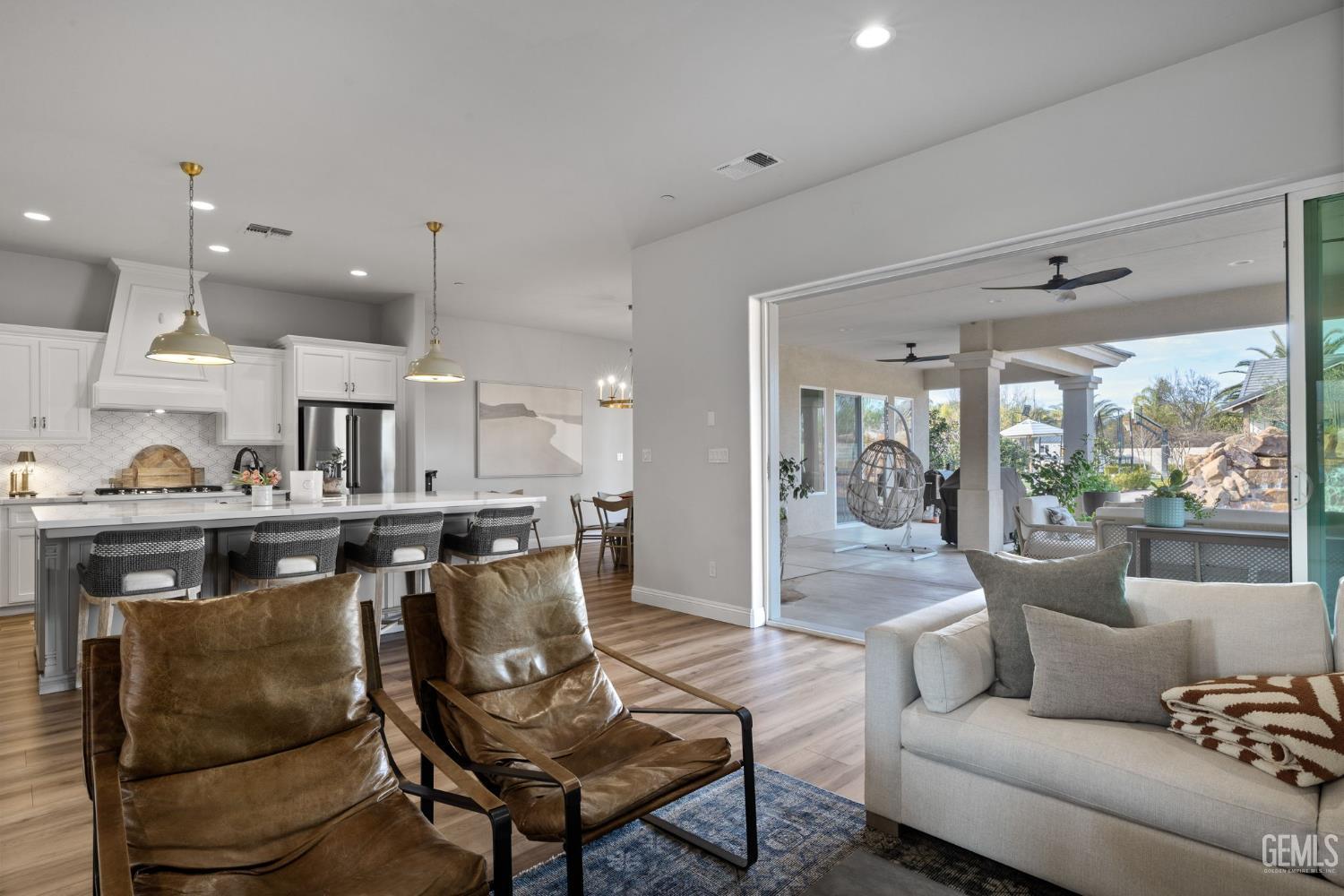 Bakersfield, California, 93314, United States, 5 Bedrooms Bedrooms, ,3 BathroomsBathrooms,Residential,Active,2019126