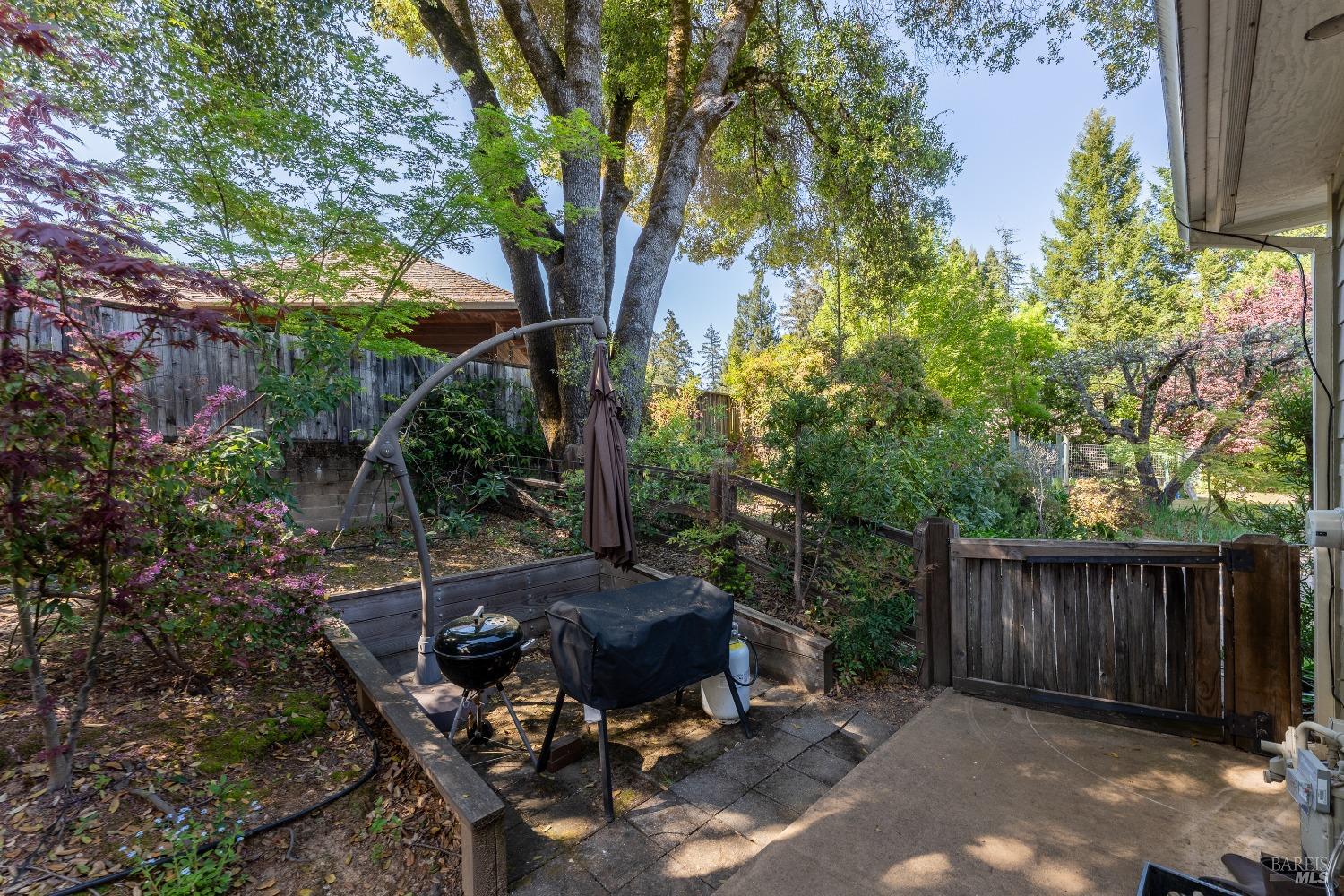 Ukiah, California, 95482, United States, 5 Bedrooms Bedrooms, ,3 BathroomsBathrooms,Residential,Active,1778703