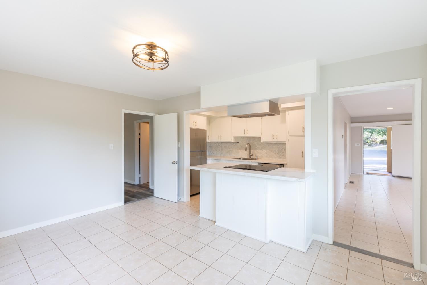 Napa, California, 94558, United States, 4 Bedrooms Bedrooms, ,4 BathroomsBathrooms,Residential,Active,1877864