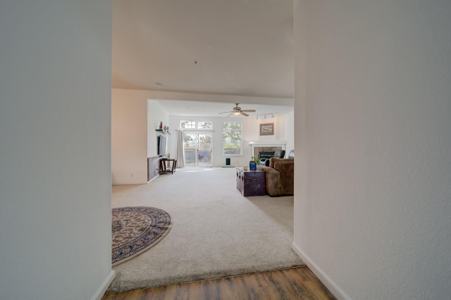 Esparto, California, 95627, United States, 4 Bedrooms Bedrooms, ,2 BathroomsBathrooms,Residential,Active,1723142