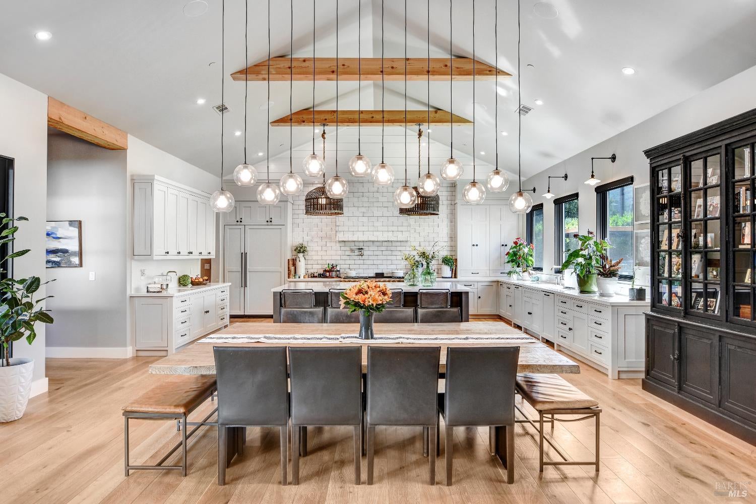 Glen Ellen, California, 95442, United States, 4 Bedrooms Bedrooms, ,7 BathroomsBathrooms,Residential,Active,1952057 Glen Ellen, California, 95442, United States, 4 Bedrooms Bedrooms, ,7 BathroomsBathrooms,Residential,Active,1952057