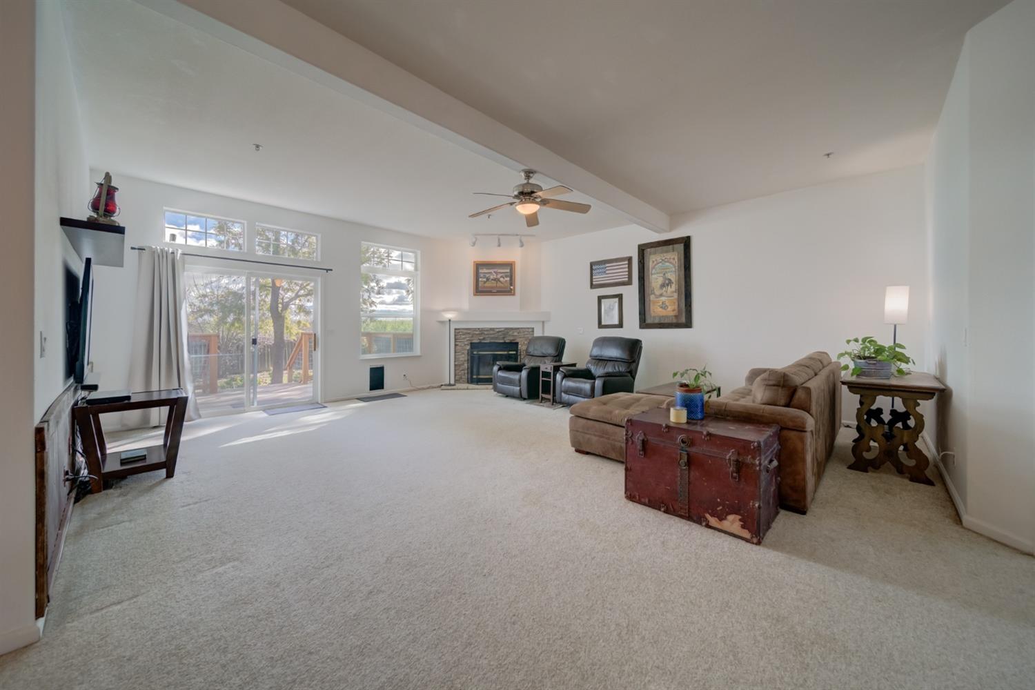 Esparto, California, 95627, United States, 4 Bedrooms Bedrooms, ,2 BathroomsBathrooms,Residential,Active,1723142