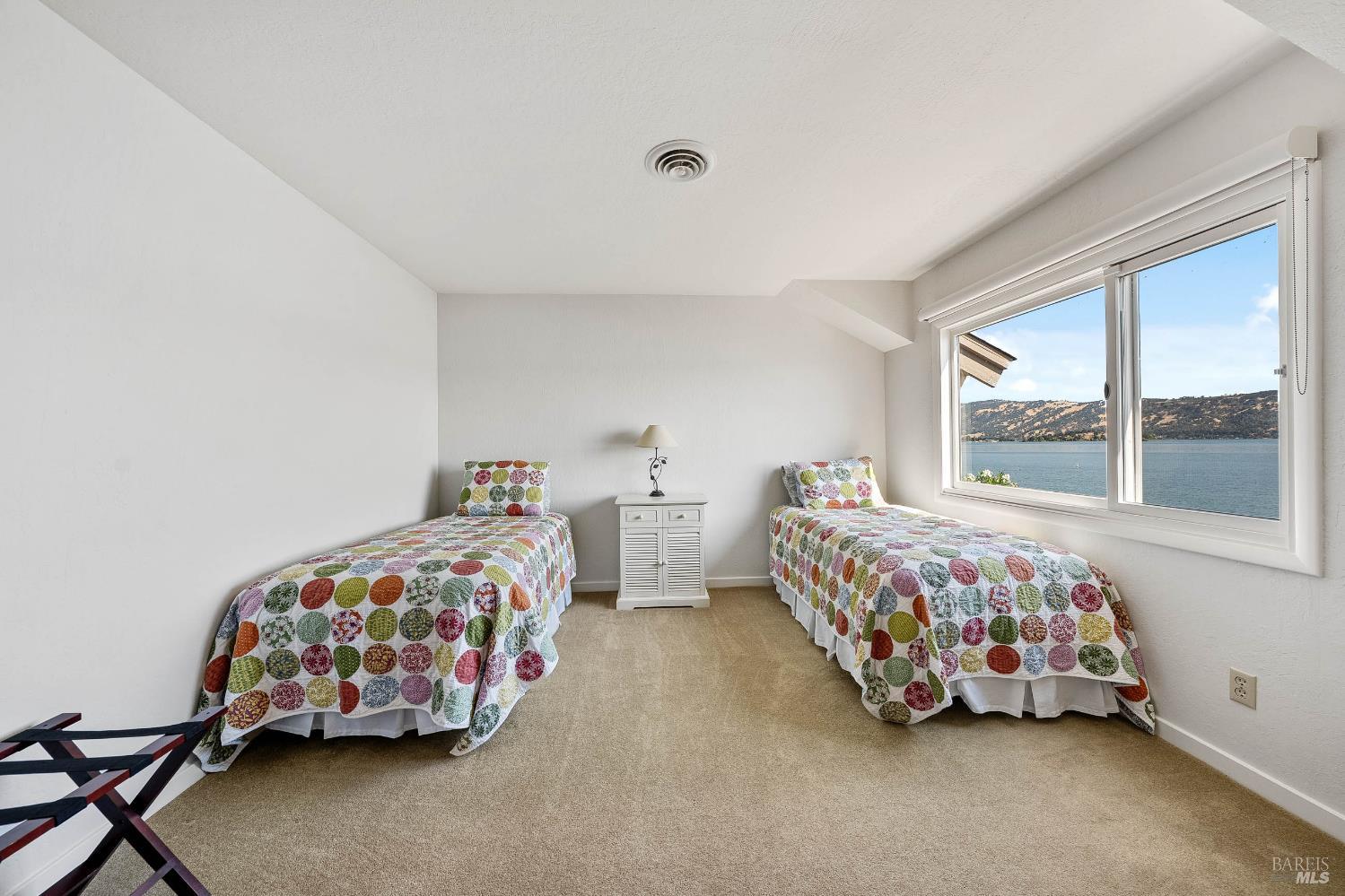Kelseyville, California, 95451, United States, 4 Bedrooms Bedrooms, ,3 BathroomsBathrooms,Residential,Active,1915051