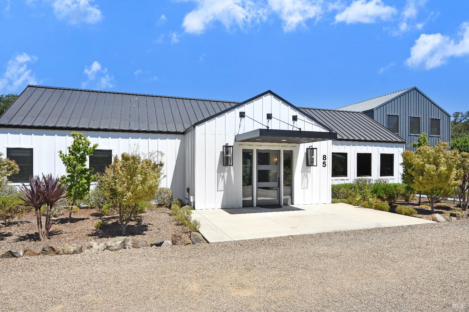 Glen Ellen, California, 95442, United States, 4 Bedrooms Bedrooms, ,7 BathroomsBathrooms,Residential,Active,1952057