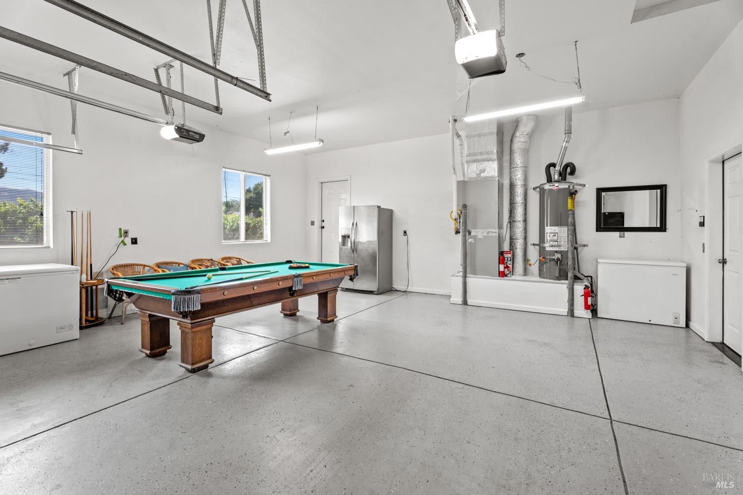 Redwood Valley, California, 95470, United States, 4 Bedrooms Bedrooms, ,3 BathroomsBathrooms,Residential,Active,1960148