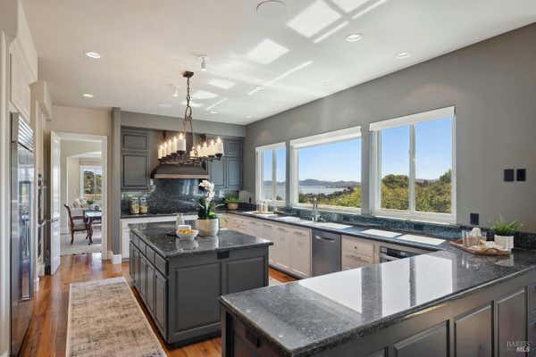 11 LOCH HAVEN CT, SAN RAFAEL, CA 94901 - Image 1