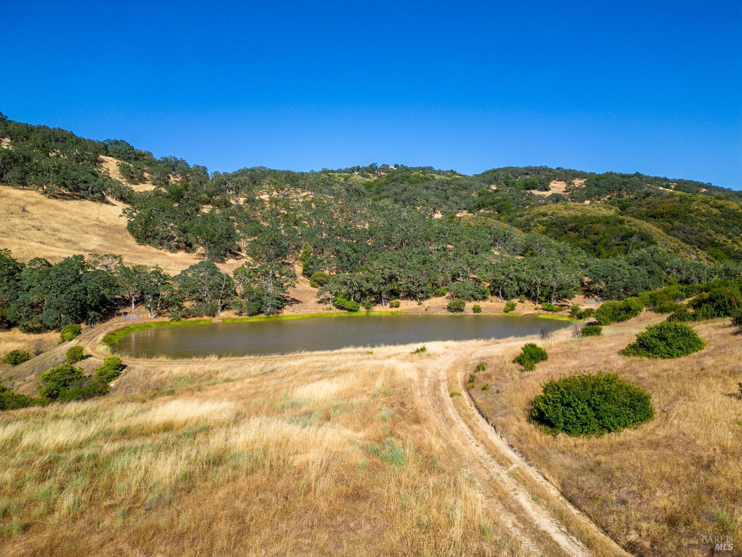 Talmage, California, 95481, United States, ,3 BathroomsBathrooms,Residential,Active,1702312