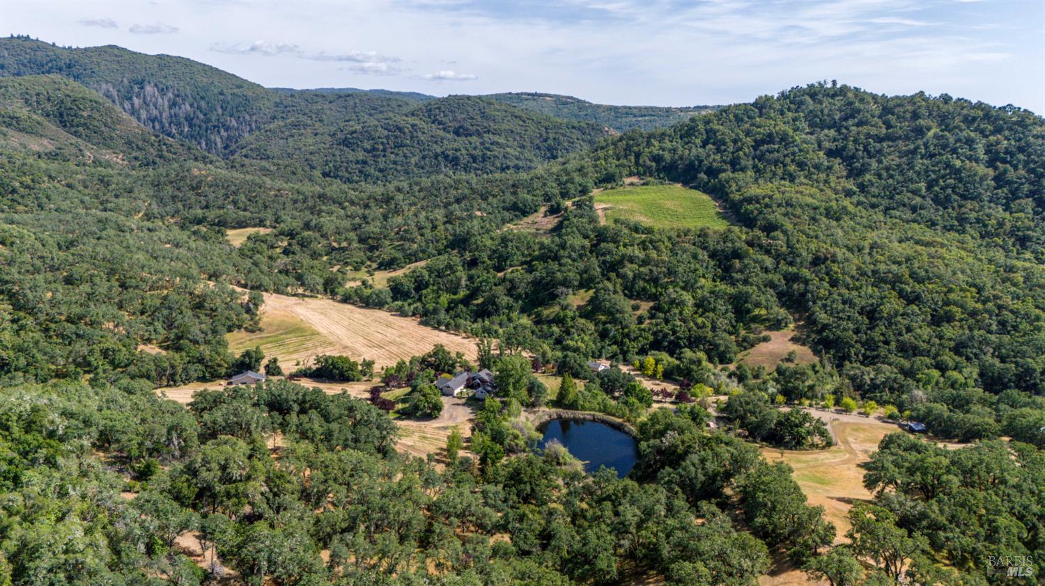 Hopland, California, 95449, United States, 3 Bedrooms Bedrooms, ,2 BathroomsBathrooms,Residential,Active,1821945