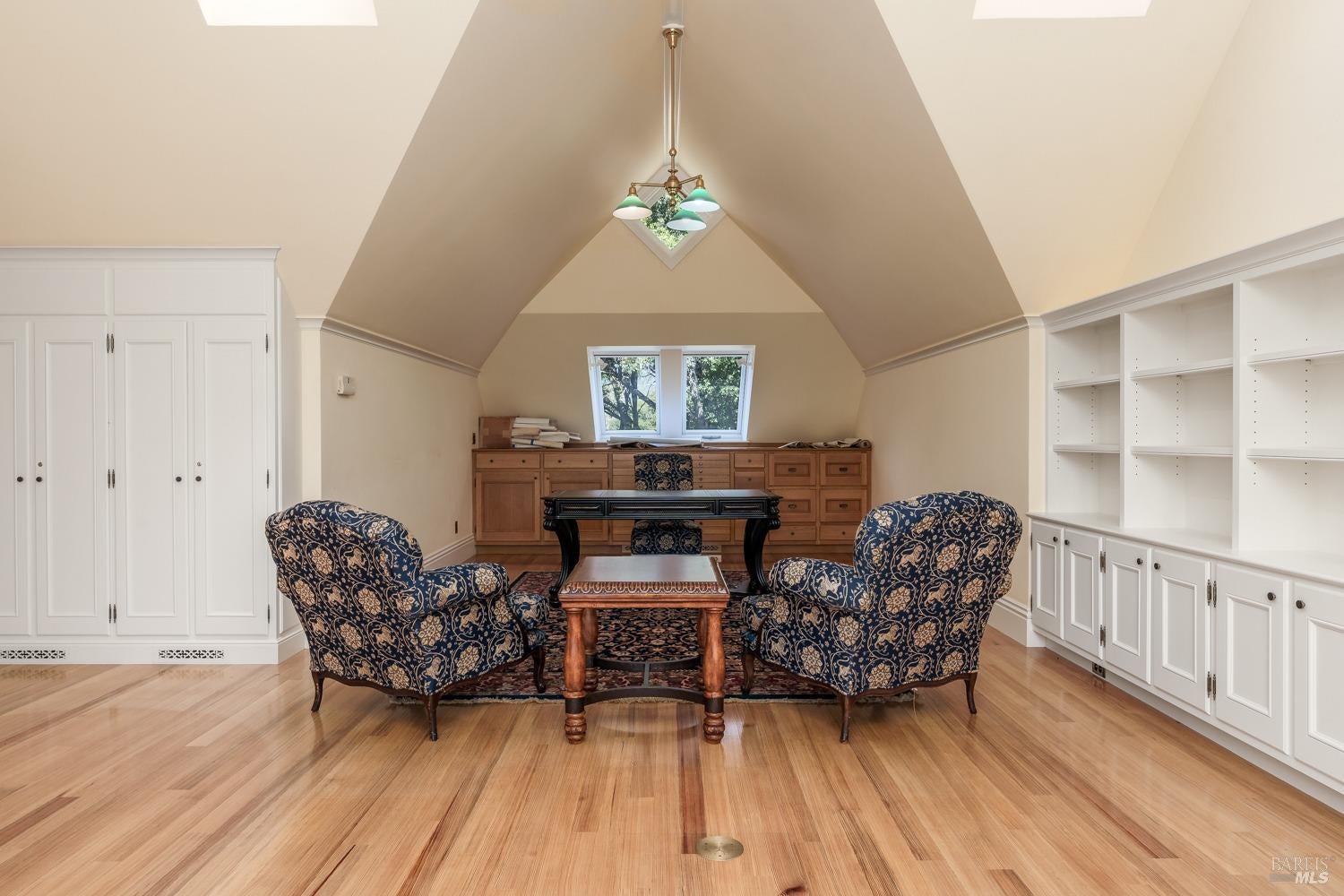 Redwood Valley, California, 95470, United States, ,5 BathroomsBathrooms,Residential,Active,1778701