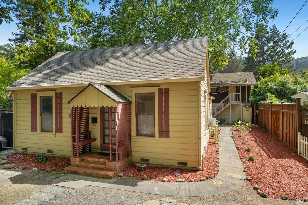 1017 CEDAR ST, CALISTOGA, CA 94515, photo 1 of 18