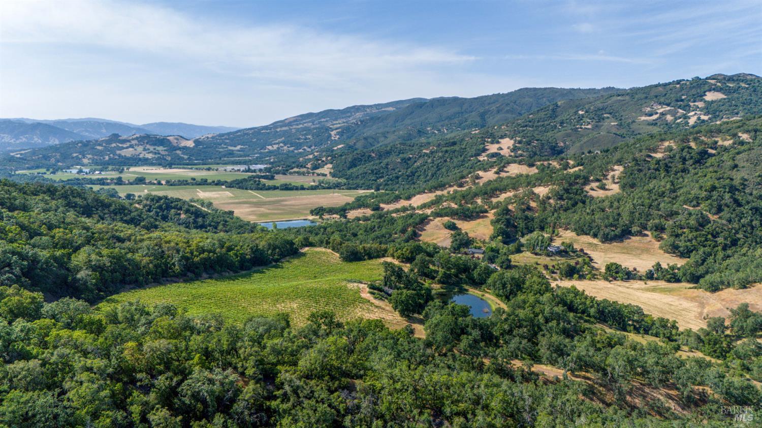 Hopland, California, 95449, United States, 3 Bedrooms Bedrooms, ,2 BathroomsBathrooms,Residential,Active,1821945