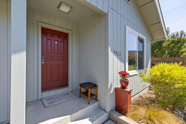 8822 OAKMONT DR, SANTA ROSA, CA 95409, photo 3 of 77