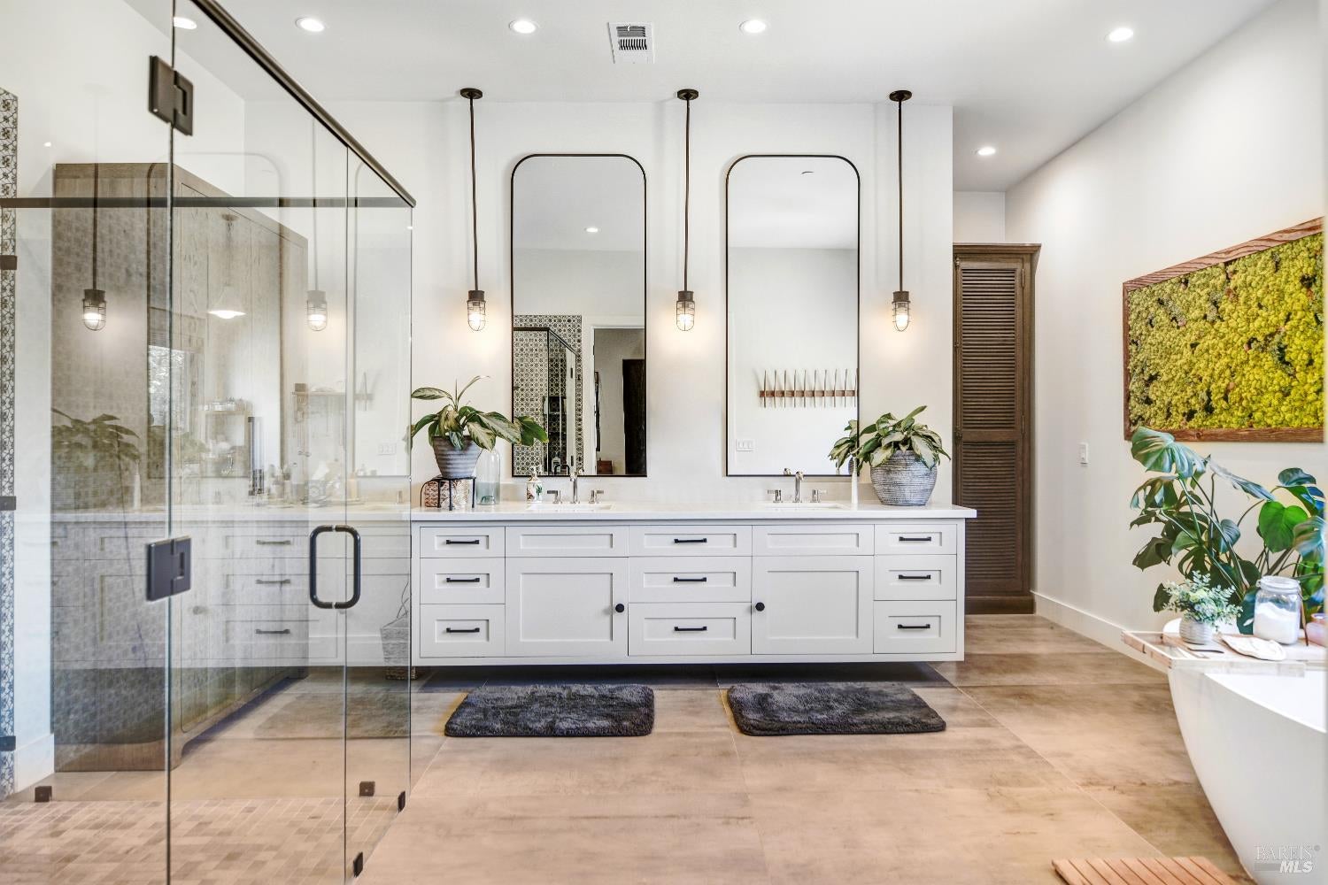 Glen Ellen, California, 95442, United States, 4 Bedrooms Bedrooms, ,7 BathroomsBathrooms,Residential,Active,1952057