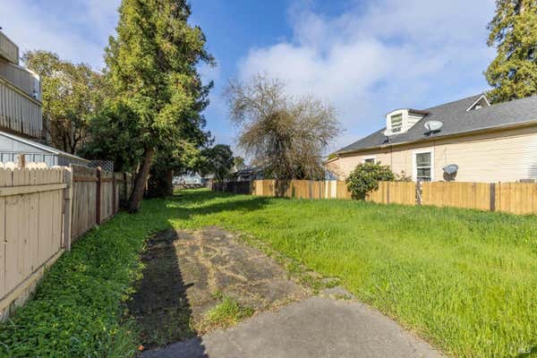 613 OLIVE ST, SANTA ROSA, CA 95407, photo 4 of 15