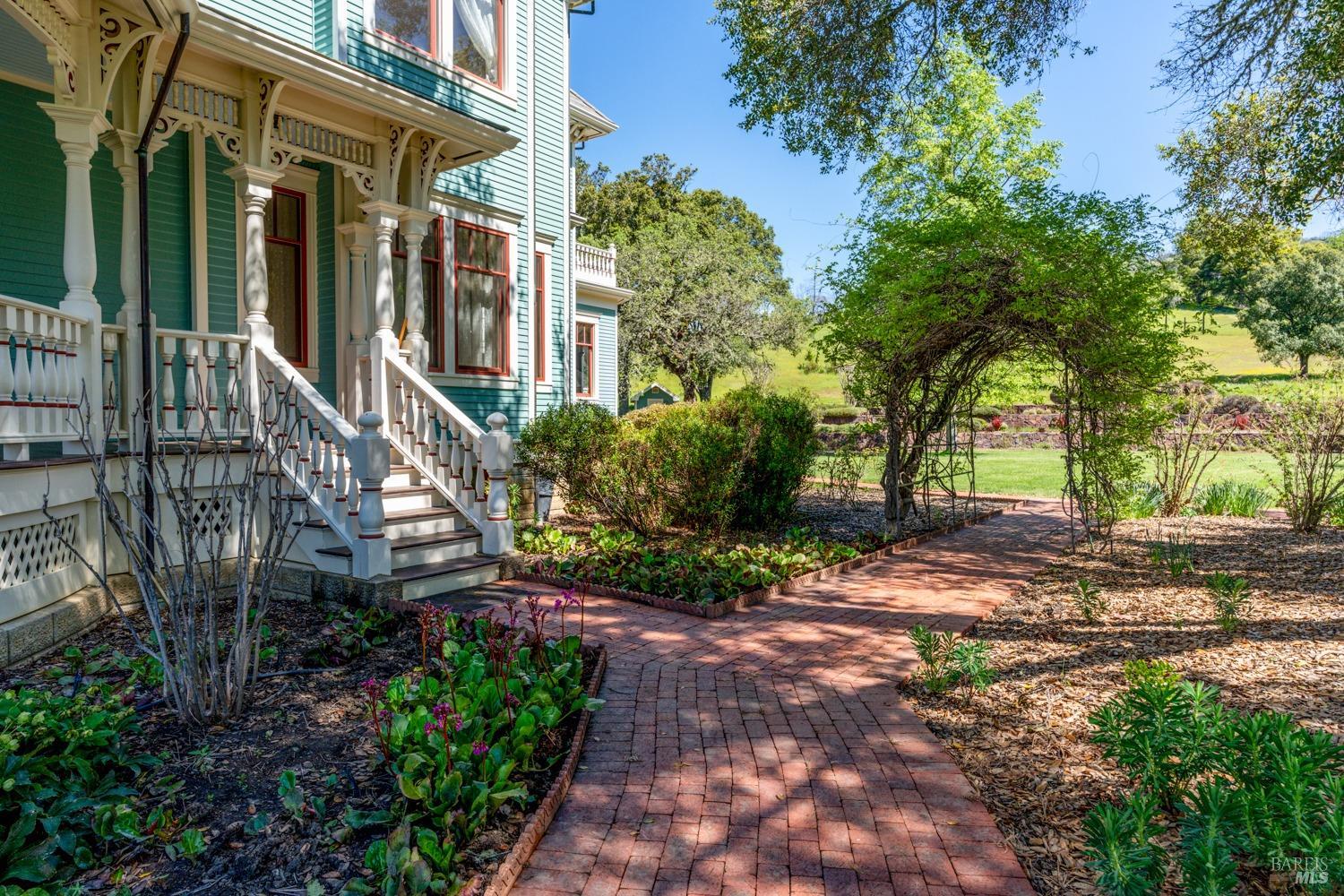 Redwood Valley, California, 95470, United States, ,5 BathroomsBathrooms,Residential,Active,1778701