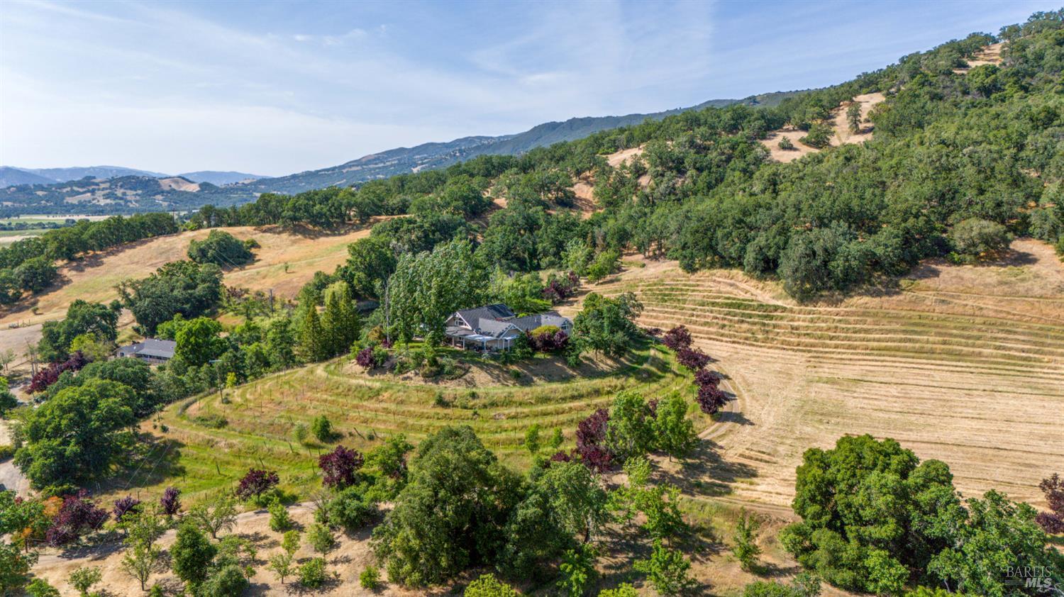 Hopland, California, 95449, United States, 3 Bedrooms Bedrooms, ,2 BathroomsBathrooms,Residential,Active,1821945