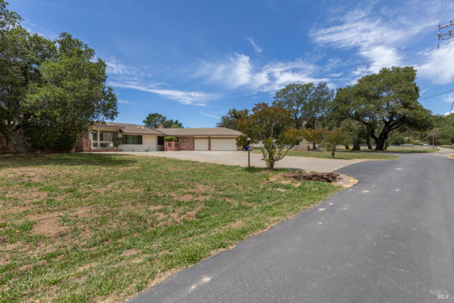 Napa, California, 94558, United States, 4 Bedrooms Bedrooms, ,4 BathroomsBathrooms,Residential,Active,1877864