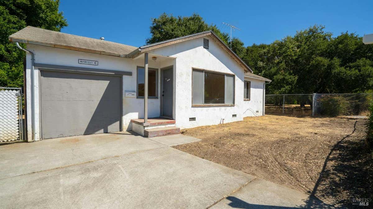 1536 S NOVATO BLVD, NOVATO, CA 94947, photo 1 of 43