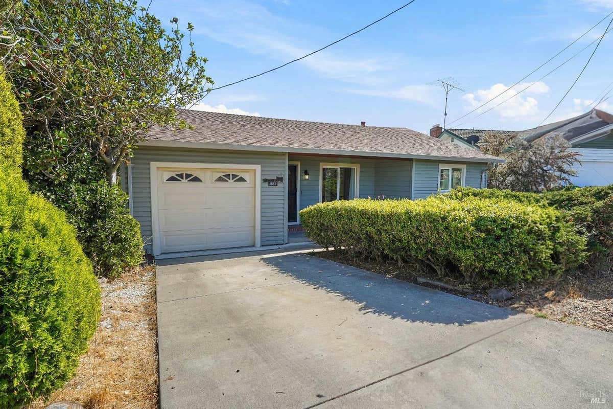 581 SUMMIT DR, PINOLE, CA 94564, photo 1 of 50