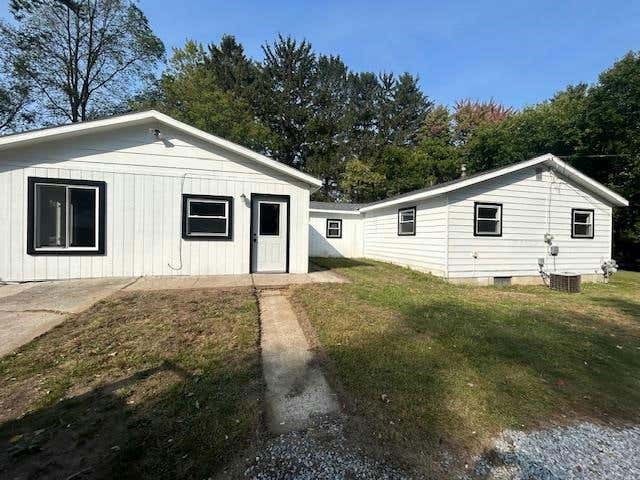 4050 KING RD, BRIDGEPORT, MI 48601, photo 1 of 27