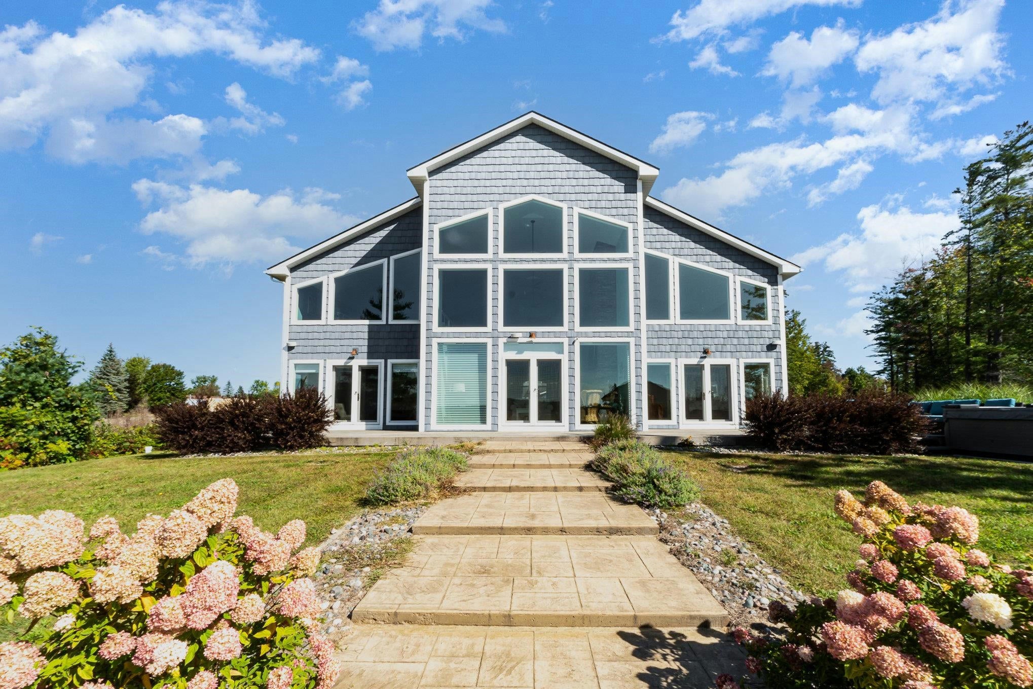 Beaverton, Michigan, 48612, United States, ,4 BathroomsBathrooms,Residential,Pending,1769880