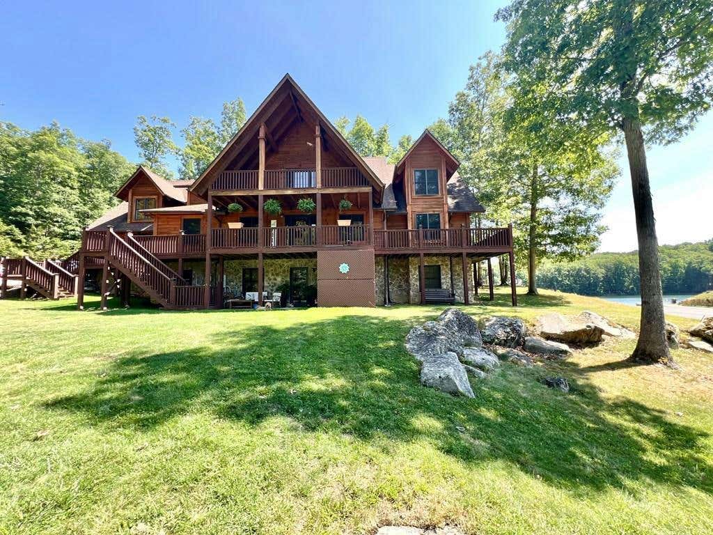 271 LAKESIDE DR, DANIELS, WV 25832, photo 1 of 51